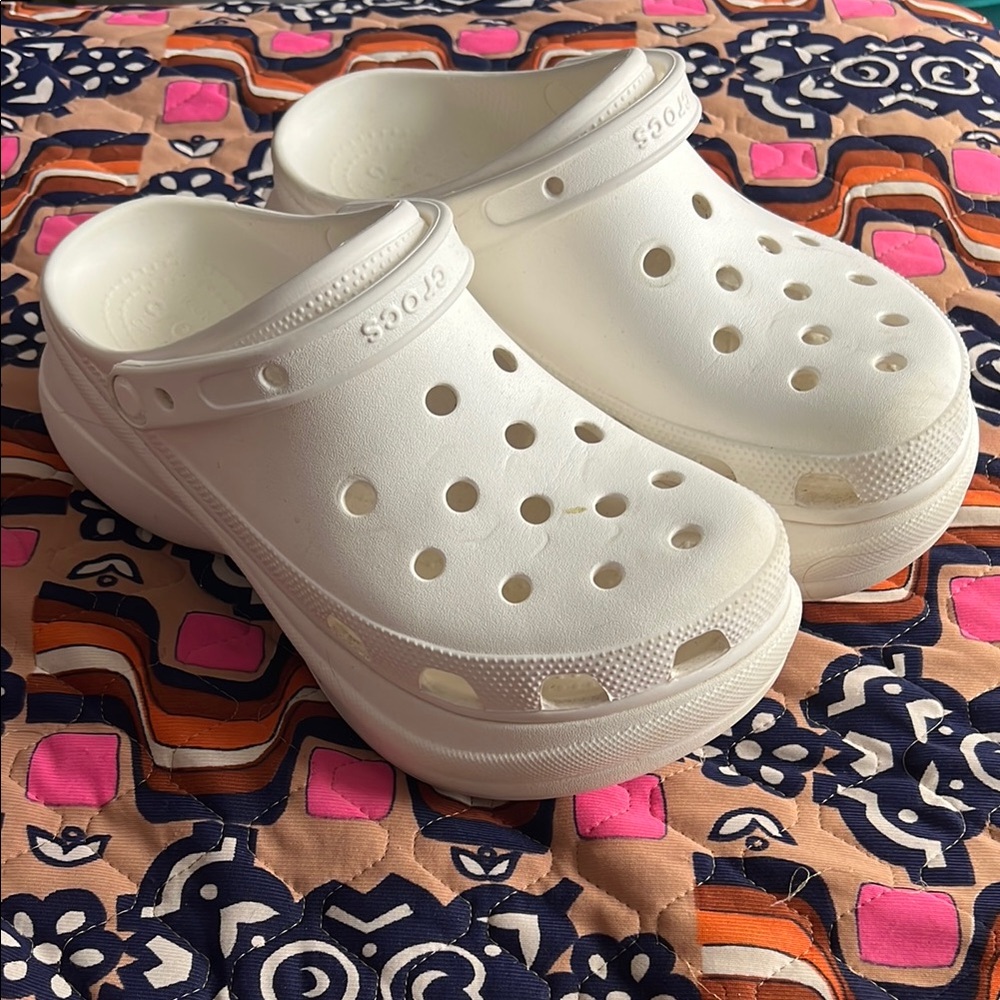 Platform Crocs